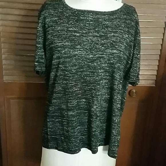 Liz Claiborne matching t-shirt and cardigan - Picture 2 of 7